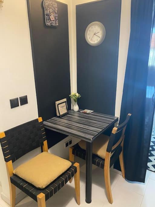 Lovely 1-Bedroom Apartament With Free Parking صوفيا المظهر الخارجي الصورة